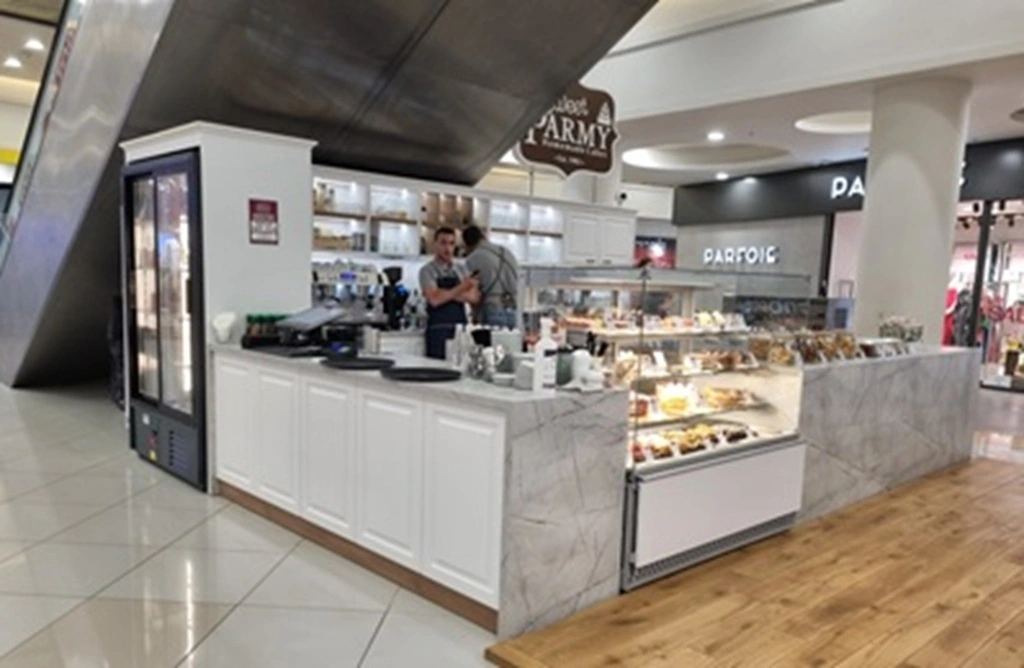 Оборудване на сладкарски кът ПАРМИ в Delta Planet mall Varna - реализация от БОЛДА